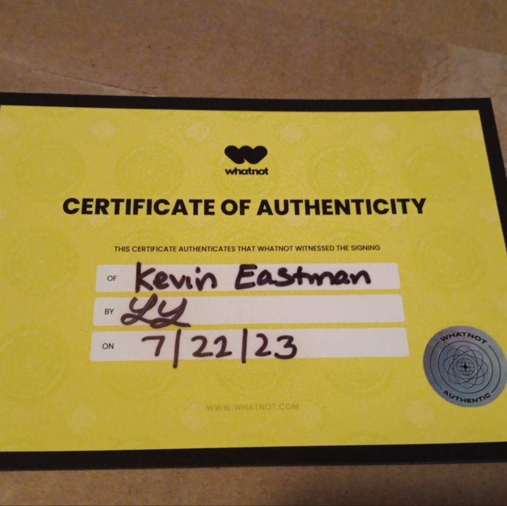 T.M.N.T. Donatello Storage shell Action Figure NIB Signed By Kevin Eastman+COA - Picture 4 of 4